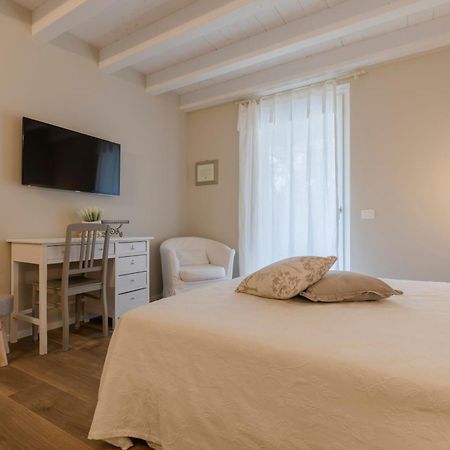 Il Cantuccio Sul Garda - Relais Di Charme Cavaion Veronese Exteriör bild