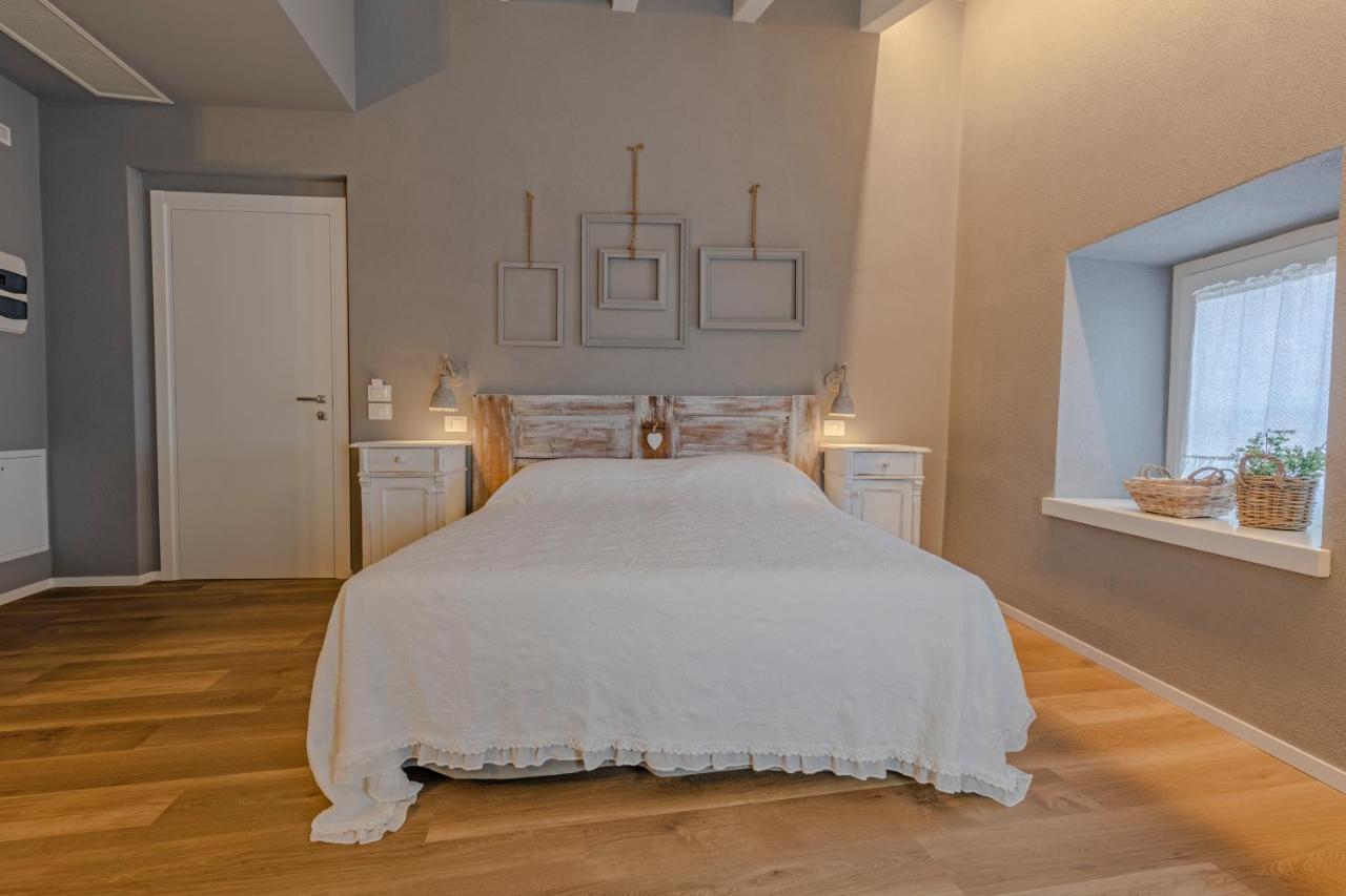 Il Cantuccio Sul Garda - Relais Di Charme Cavaion Veronese Exteriör bild